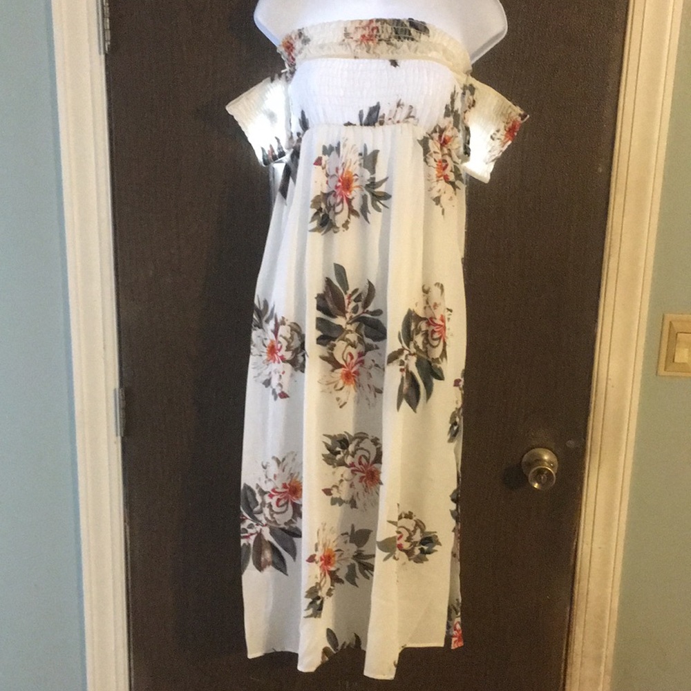 Zesica off the shoulder Maxi Dress